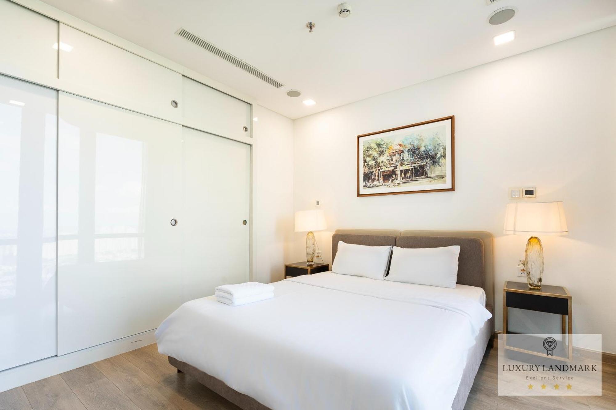 Aparthotel Celeste Landmark 81 Riverview