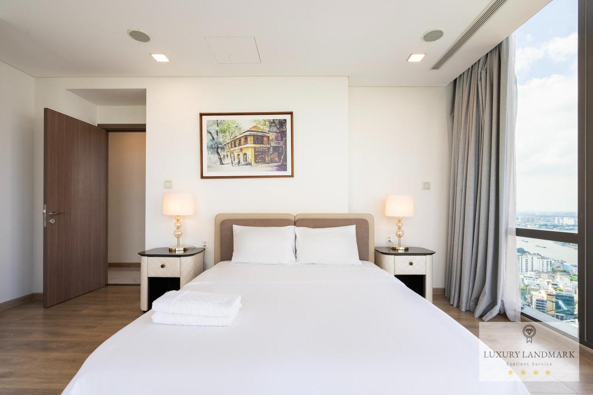 Celeste Landmark 81 Riverview Aparthotel
